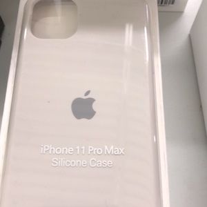 Apple iPhone case🤍